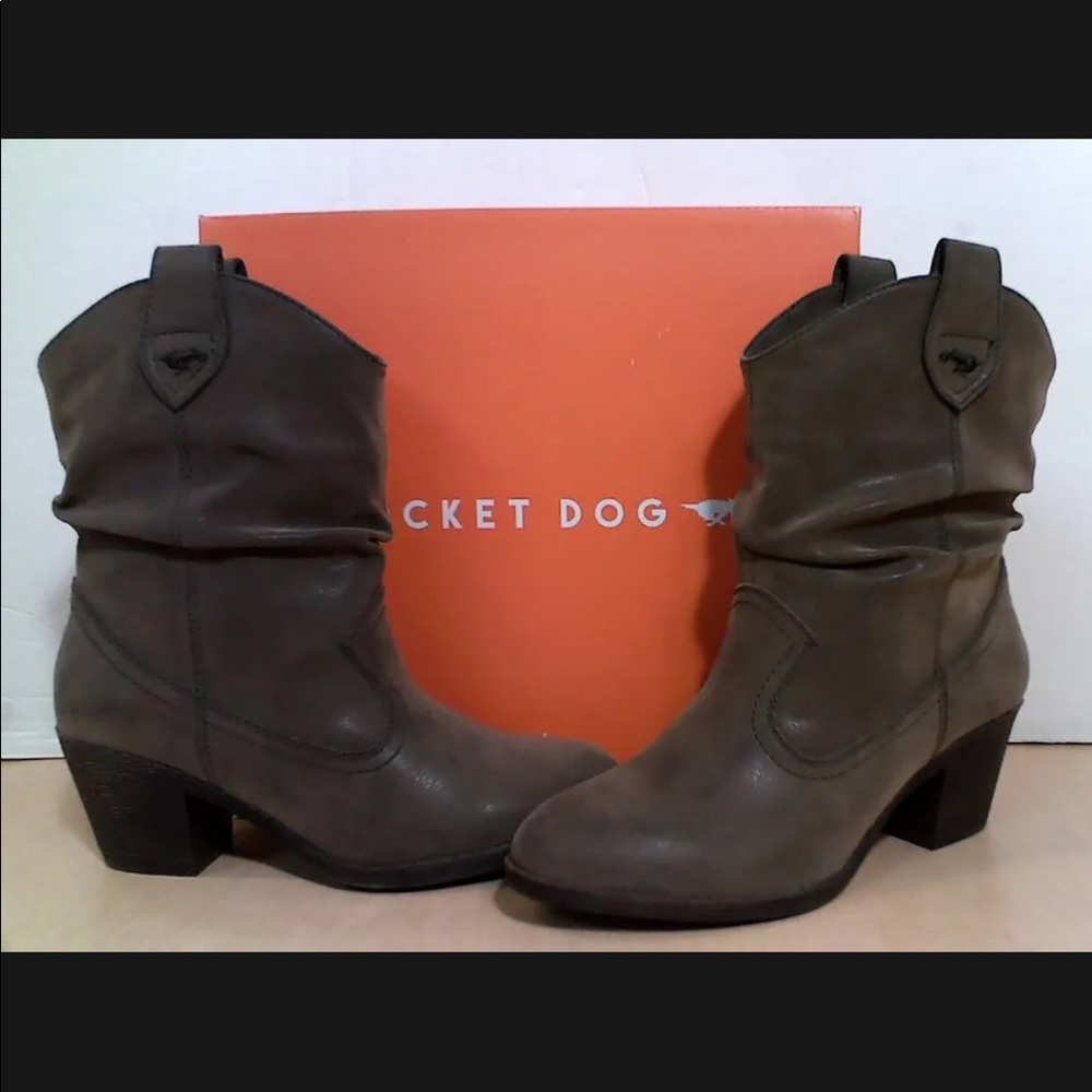 Rocket dog boots